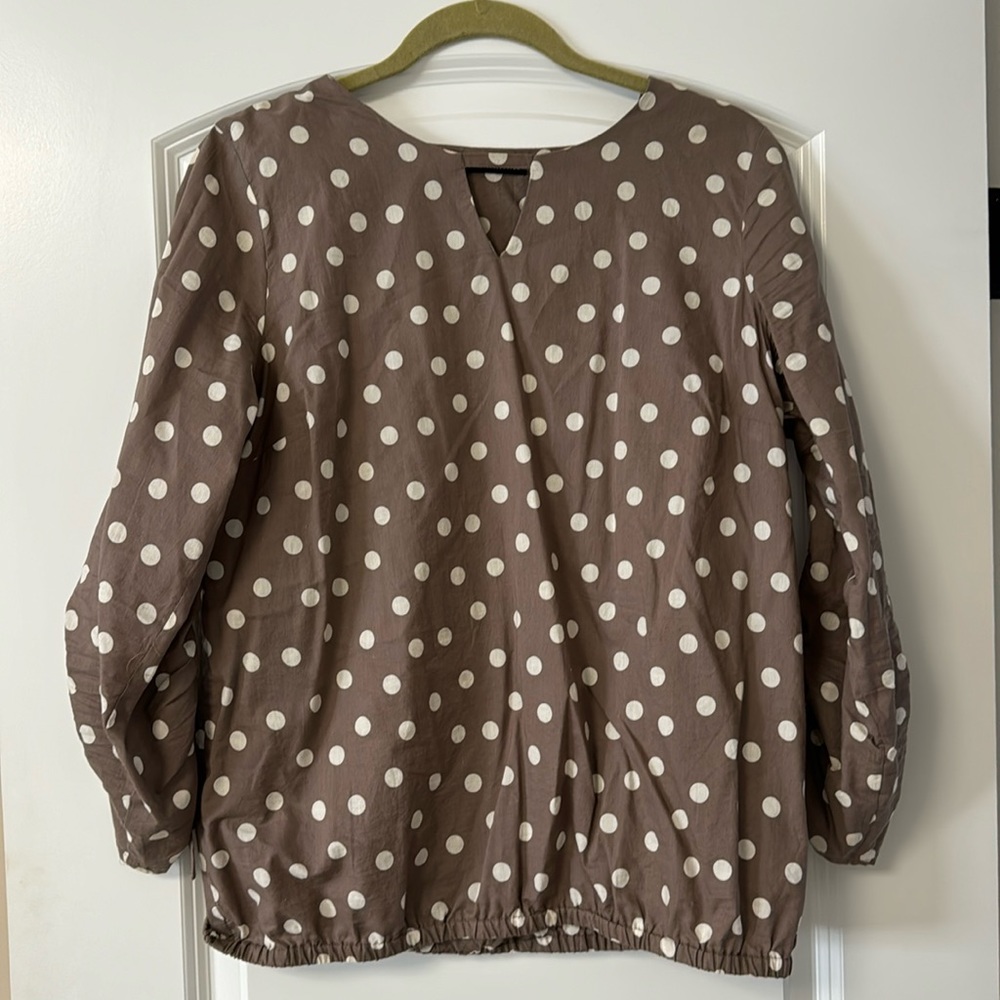 Polka dot top, size L